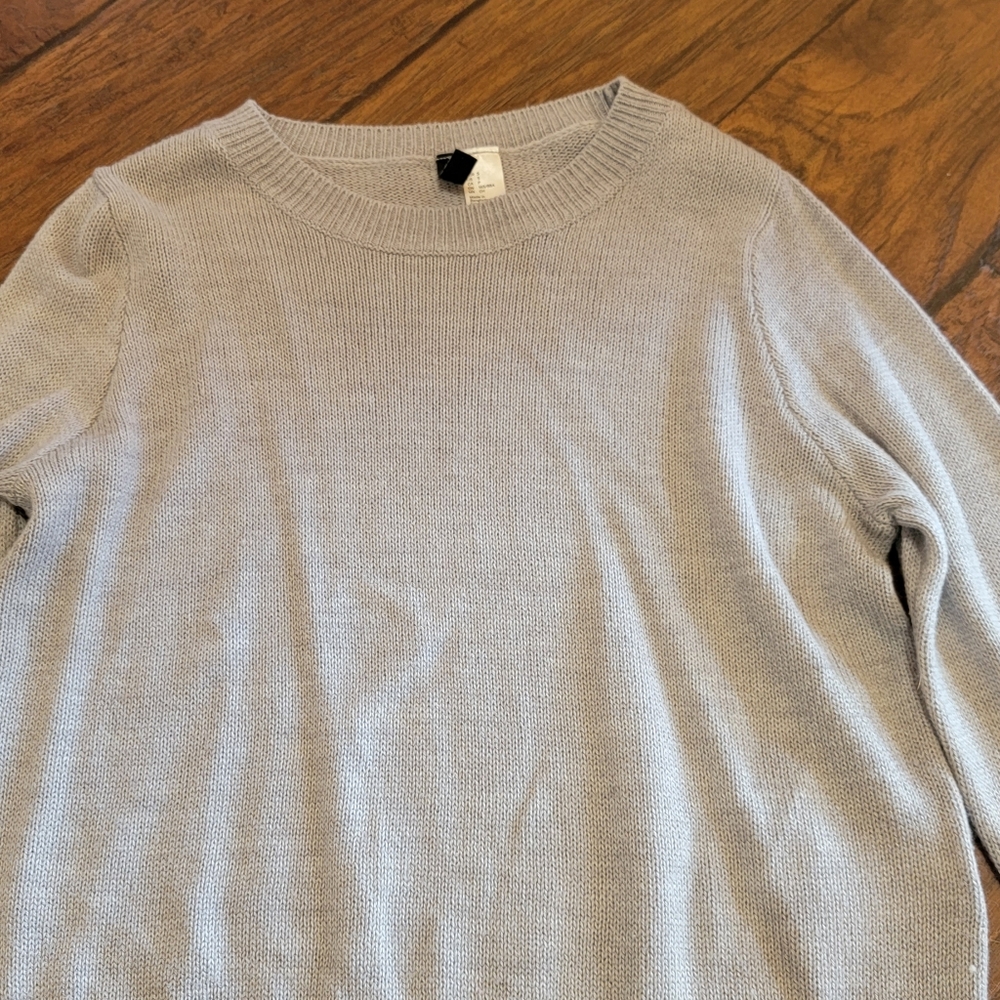 H&M sweater - Picture 3 of 6